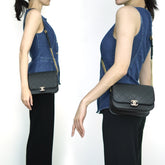 City Curve Crossbody Microchipped